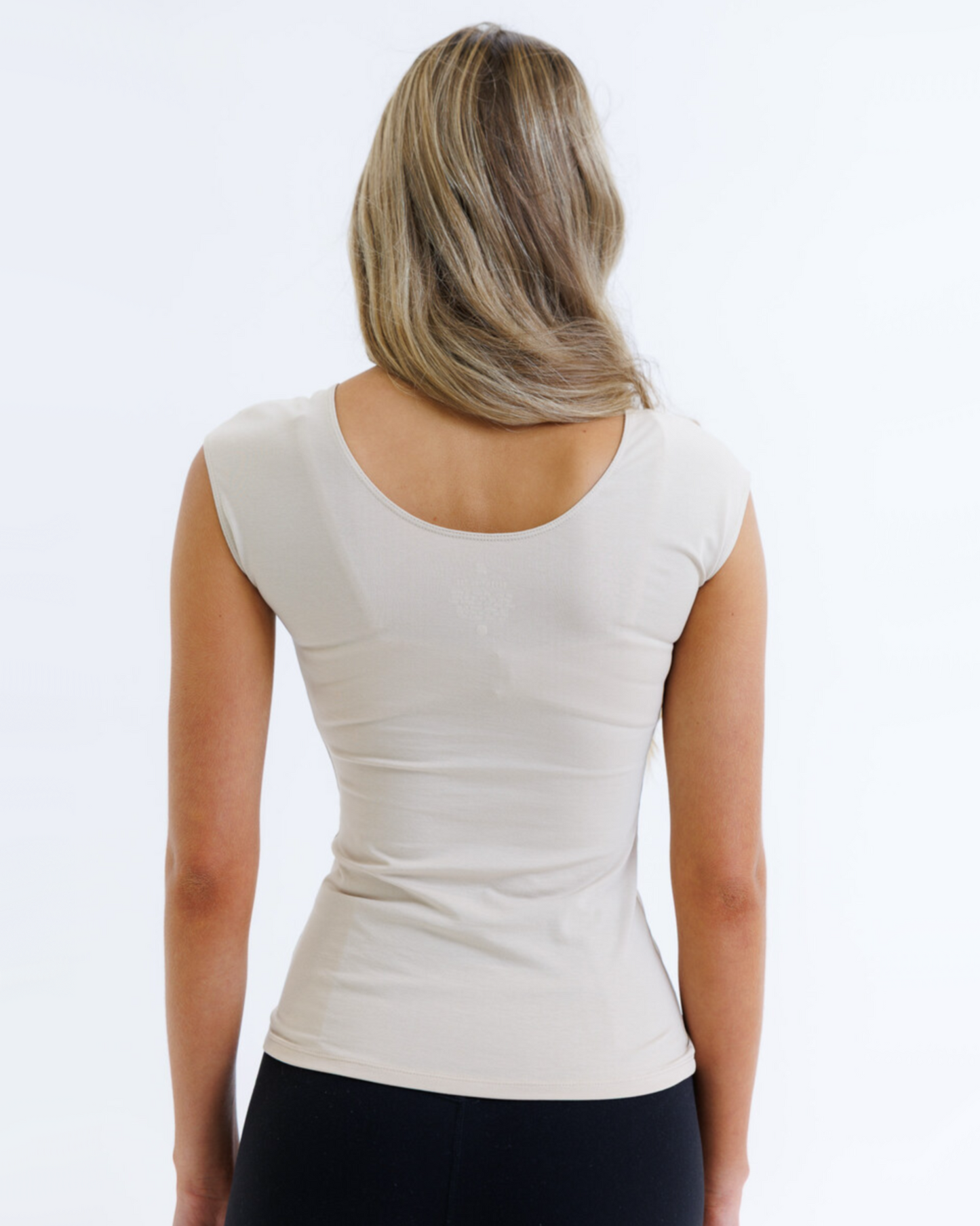 Women's Essential Crew Neck T-Shirt – Soft Everyday Basic Tee in Multiple Colors